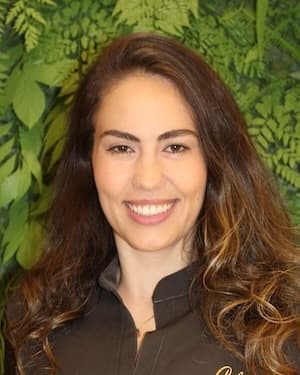 Graciane Queiroz - Esporte / Trauma / Endodontia